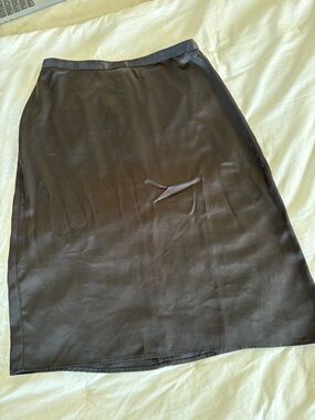 Reformation Satin Midi Skirt Black Size 4